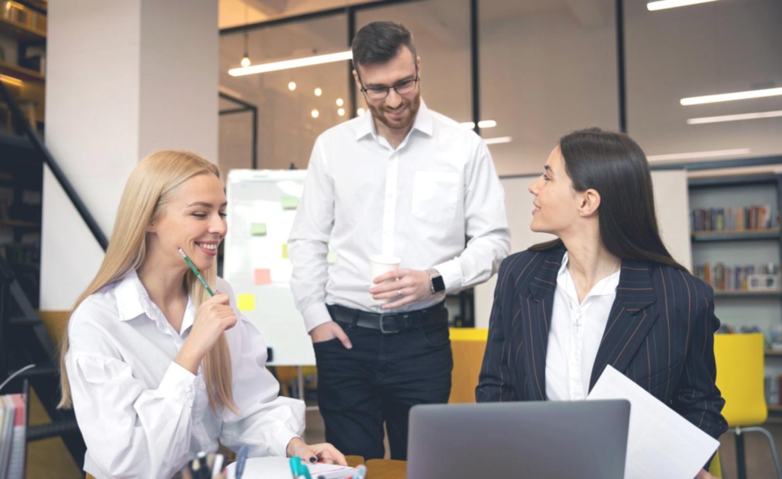 Maquin Axix platformu — takım çalışması ve planlama webinarı
